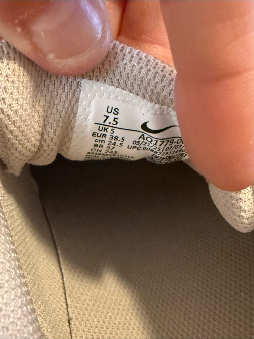 Women’s Nike Ebernon Low, Desert Sand/Taupe, New in Box, Size 7.5 Women - Picture 5 of 6